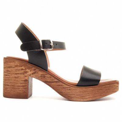 Women's Leather Sandal.  Wikers  Praslin  83708