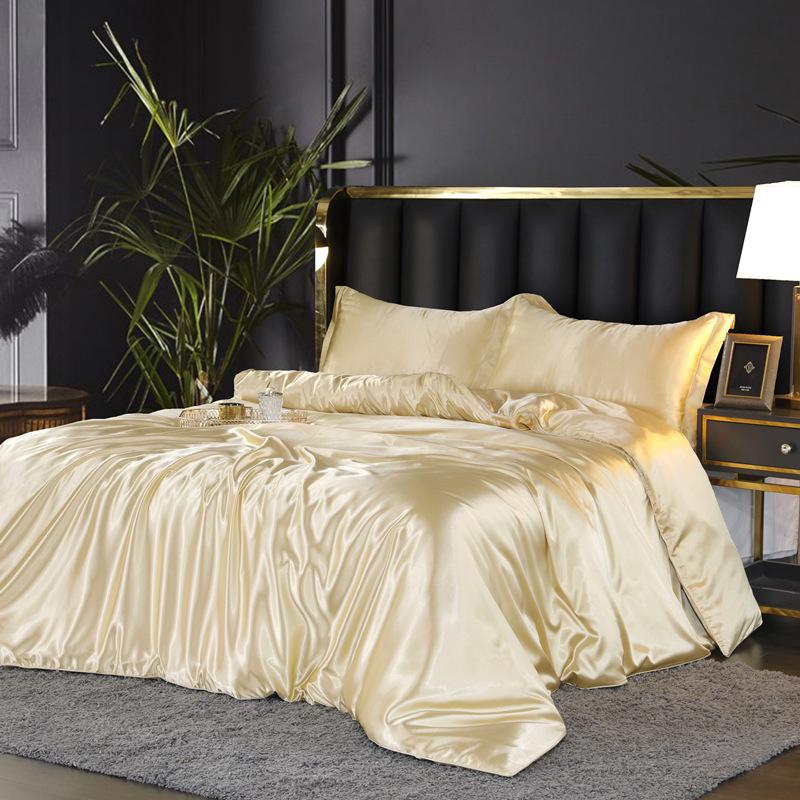 Summer Nude Four-Piece Solid Color Mulberry Silk Bedding Set with Ice Silk Bed Sheet