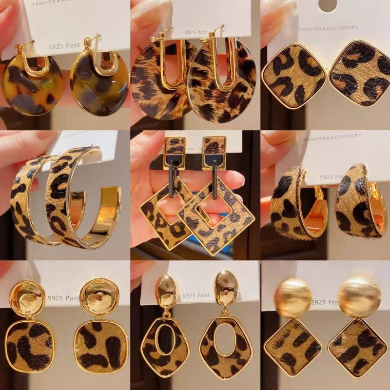Silver Needle Leopard Geometric Earrings Vintage Maillard Temperament Premium Stud Earrings Fashion Daily Commuter Earrings