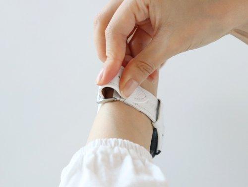 [APOSTROPH KOMMA] Apostroph Komma Leder Arbeits Apple Watch Armband Lederband Weiß