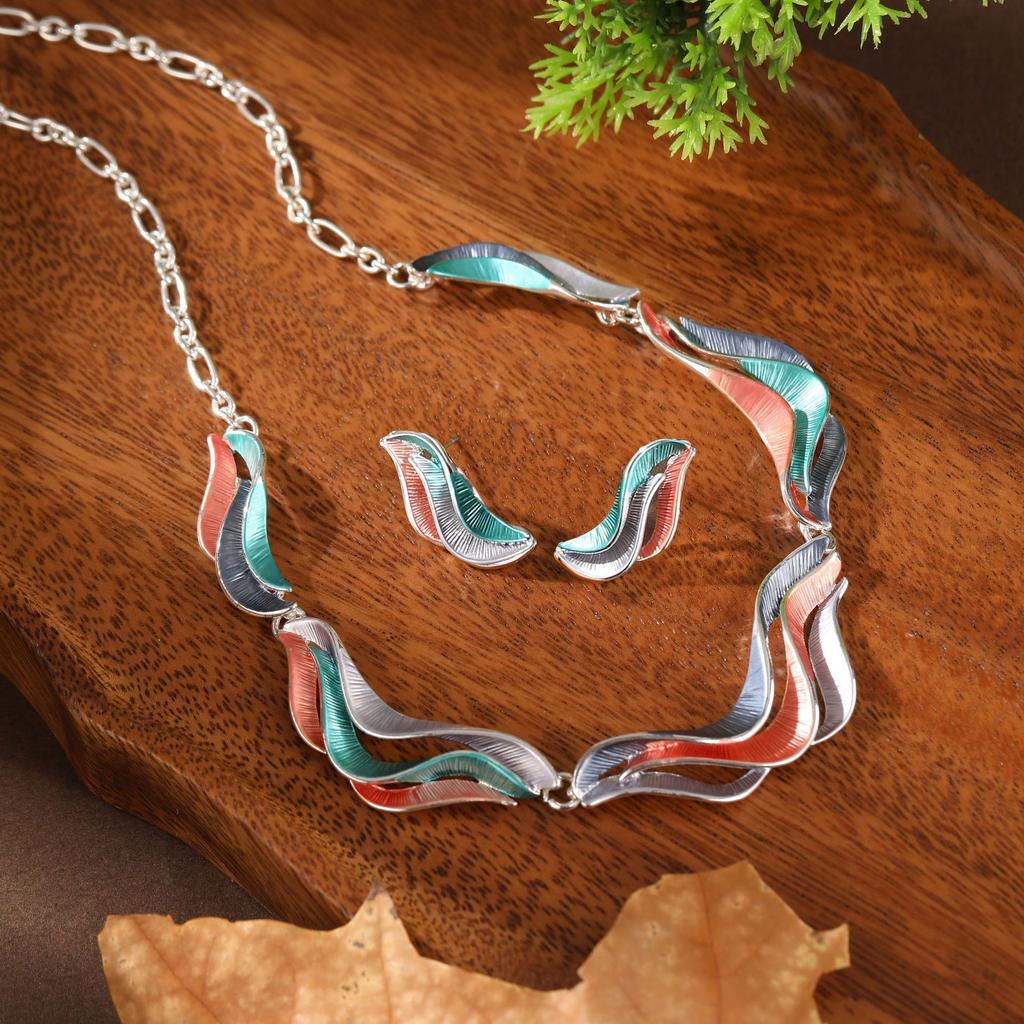 Enamel-colored Geometric Line Petal Stud Earrings and Necklace Set - Fashionable, Irregular Petal Necklace for Ladies