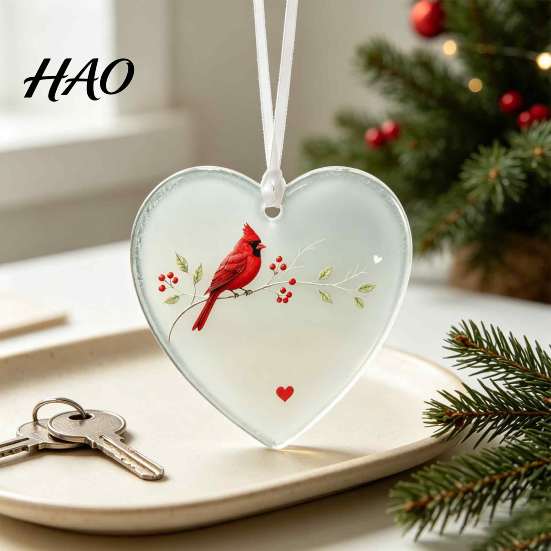 Creative Home Garden Ornament Heart Shaped Acrylic Hanging Pendant for Car Rear View Mirror, Mirror Charm Translucent Christmas Tree And Keychain