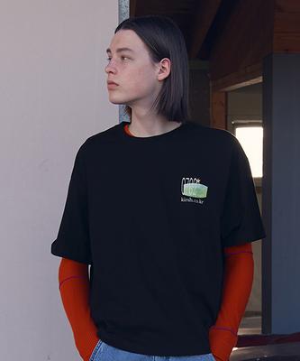 KIRSH Uni Youth Hostel Graphic T-Shirt [Black]
