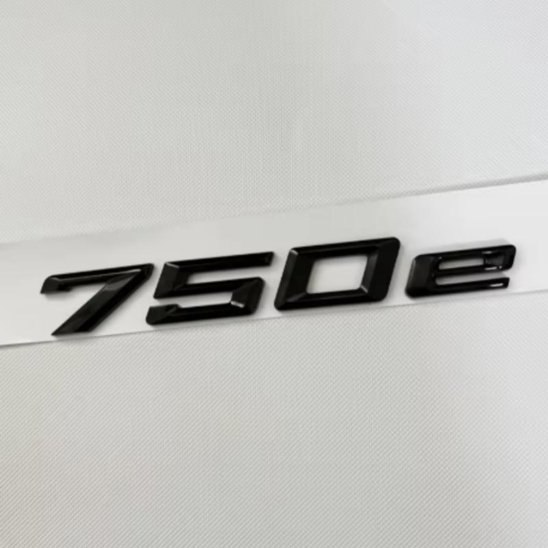 3D ABS Auto Kofferraum Wörter Buchstaben Logo Abzeichen Emblem Aufkleber für BMW 7er Serie 730e 740e 745e 750e 760e F01 F02 G11 G12 uw2