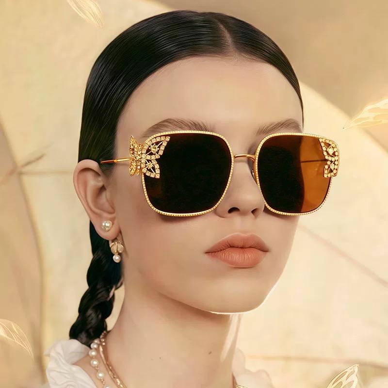 y2k Premium Diamond Crystal Butterfly Square Shaped Sunglasses For Women For For Men Designer Retro Style Sunlight Eyeglasses Punk Oversized Shades