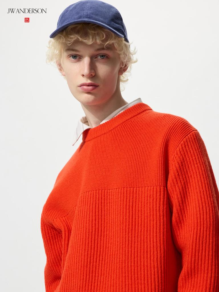 Uniqlo Ribbed Crewneck Sweater