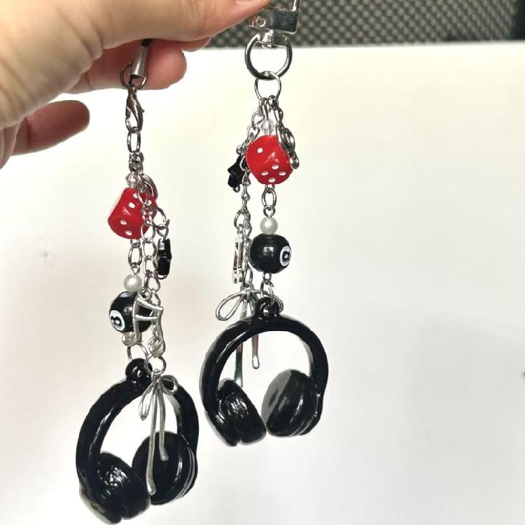 Portachiavi Elegante con Perline per Auricolari Telefono Fatto a Mano Portachiavi Palla 8 con Dadi Accessorio Gioiello Biliardo