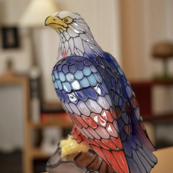 Bald Eagle Table Lamp, Resin American Eagle Night Light, Red White Blue Patriotic Independence Day Bedside Lamp for Bedroom, Living Room, Nightstand,