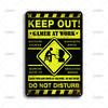 Vintage Warnung Kunst Metallblechschild Zutritt Verboten Gamer Bei der Arbeit Nicht Stören Gaming Poster Metallschilder für Man Cave Heimwanddekoration