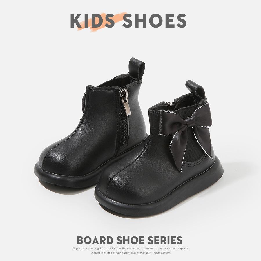 Girls' Short Boots Autumn and Winter 2025 New Korean Version Foreign Style Children's Princess Boots Soft Sole Baby Foreign Style Martin Boots Single