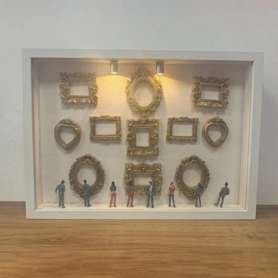 Gör-det-själv Mini Museum Silhuettlåda med Små Ramar Figur Personlig Foto Skuggbox Familjeminne Displaylåda Dekoration