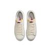 Nike Blazer Low Plateau Sail Damen Sneaker Weiß Schwarz DJ0292-108