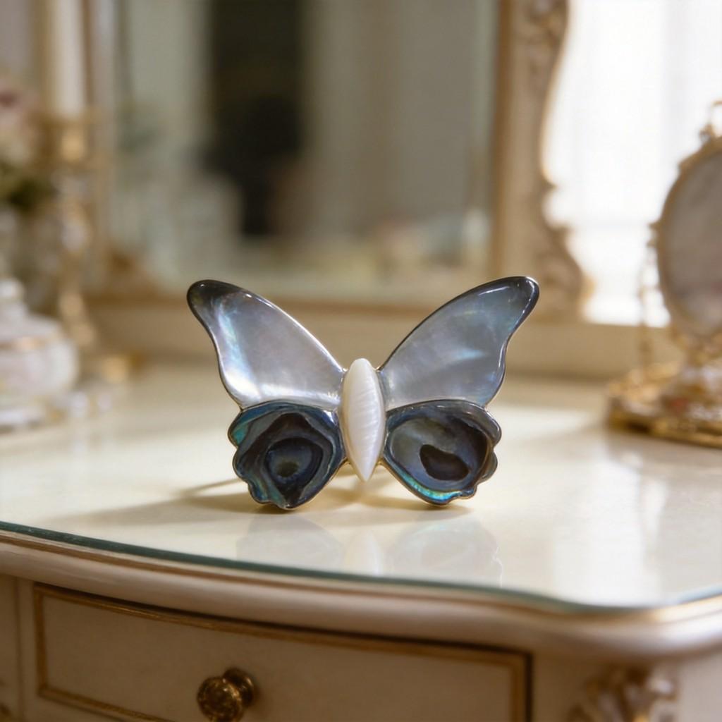 Shell Butterfly Brooch Pin Handmade Cartoon Decor For Women And Men