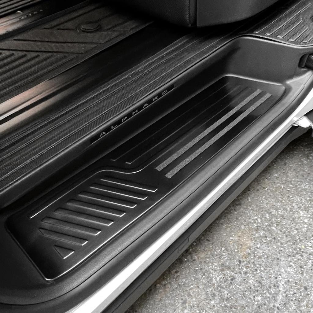 CGP Side Scuff Plates (4-Piece Set) for 40 Series Alphard and Vellfire, Black, Stainless Steel (HN09-T13822BK)
