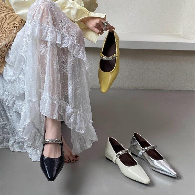 Spring new Xiaoxiangfeng inner height increase Mary Jane shoes women's shoes shallow mouth with skirt single shoes