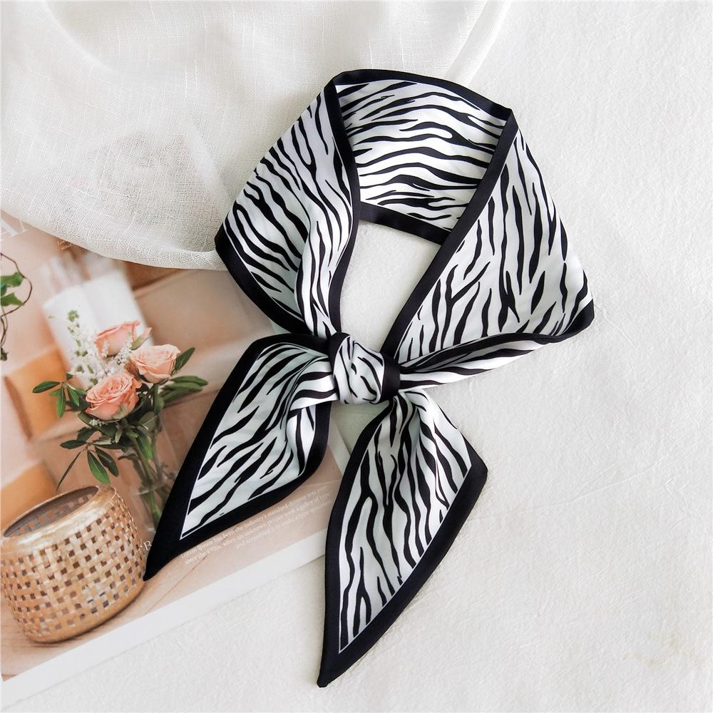 Neue Schals Seidenschals Damen Frühlings- und Herbstsaison Lange dekorative professionelle Schals Sommer Dünne Stile gepaart mit stilvollen Hemden