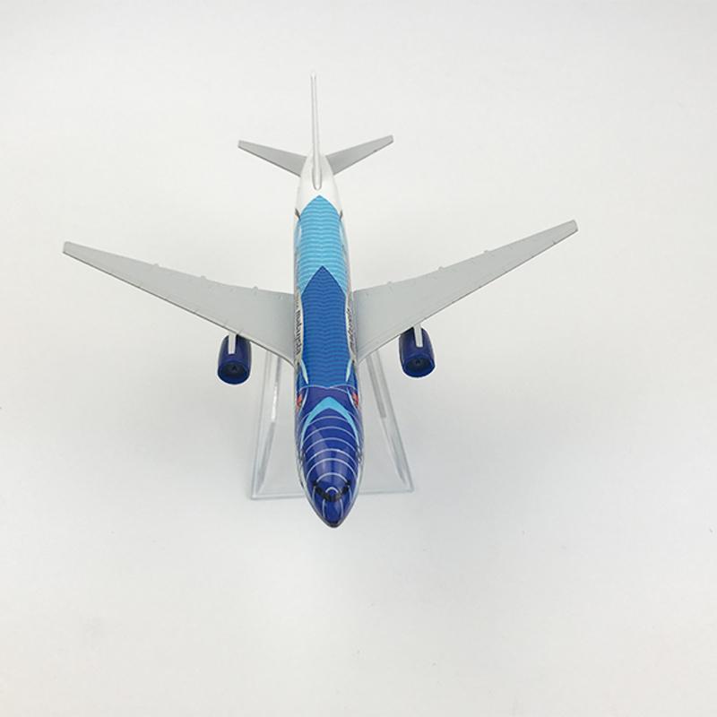 1/400 Scale16cm Malaysia Aeroplane Model Boeing 777 Plane Aircraft Model Airplane Diecast Metal Planes