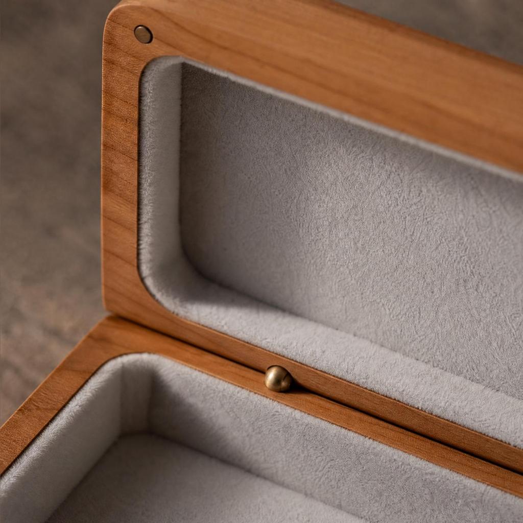 Solid Wood Eyeglasses Case Sturdy Wooden Glasses with Hinged Lid
