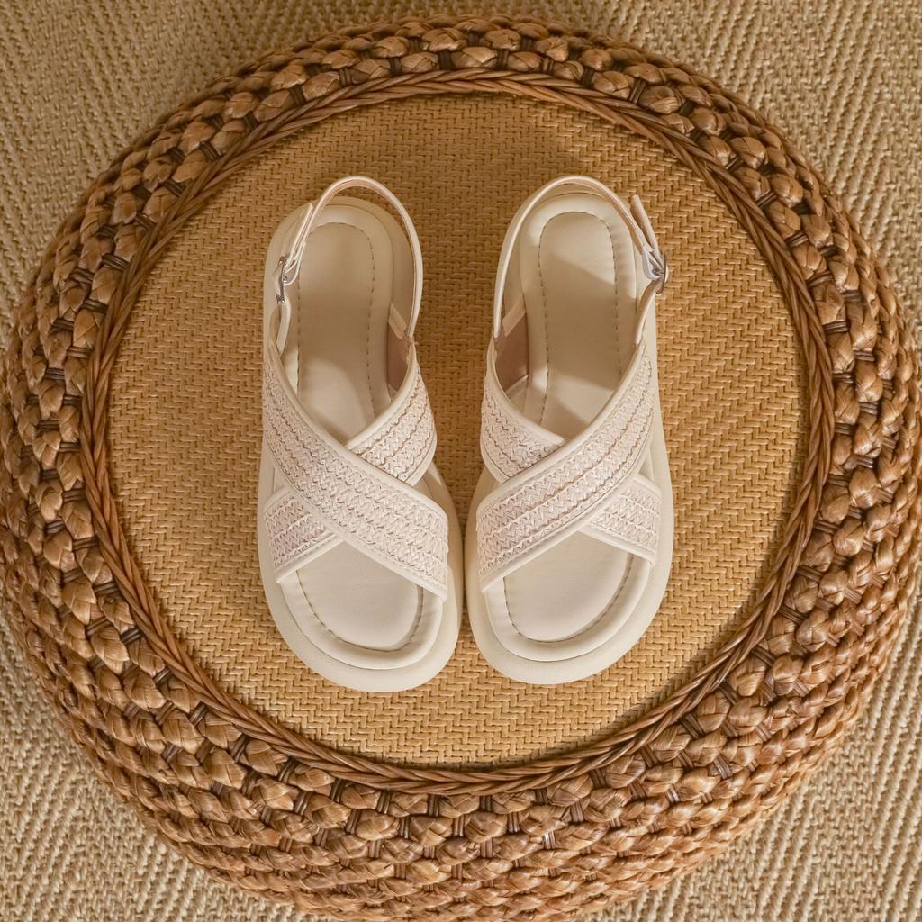 Grape mother platform sandals women's fashion outer wear 2025 summer new models step on shit feeling Korean version women's shoes soft soles are n