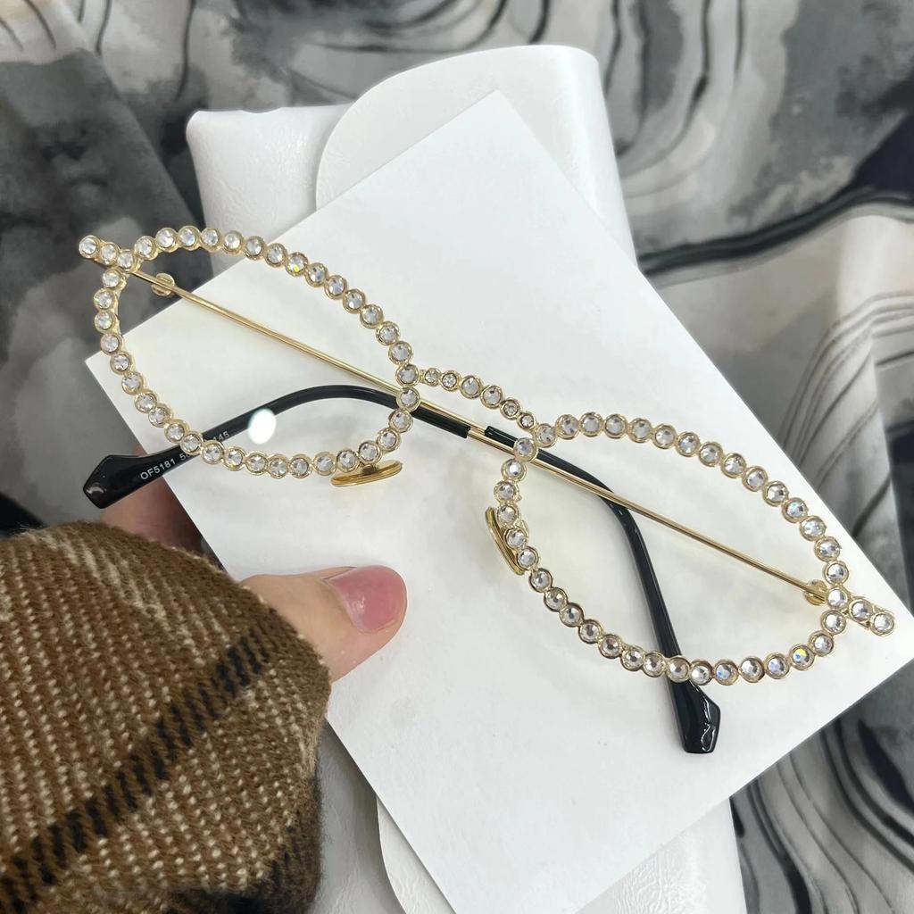 Full Diamond Oval Sunglasses For Women Luxury Fashion Vintage Small Frame Sun Glasses  Kpop Metal Trend Eyewear Party Glasses