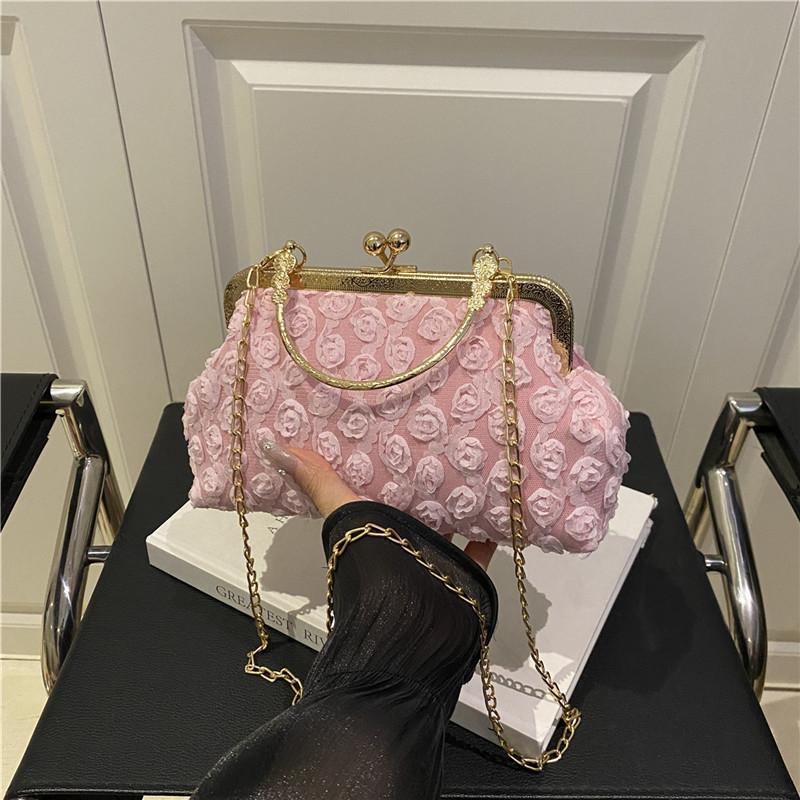 High Value Temperament New Chain Messenger Bag Women's 2025 New Cheongsam Women's Bag Versatile Shoulder Handbag