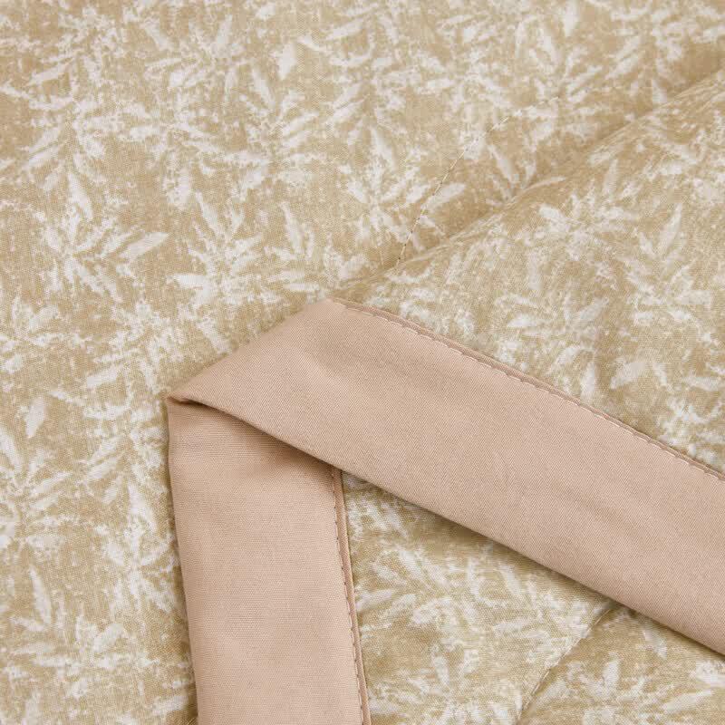 PLAYBOY Cloud Fluff Breathable Summer Quilt