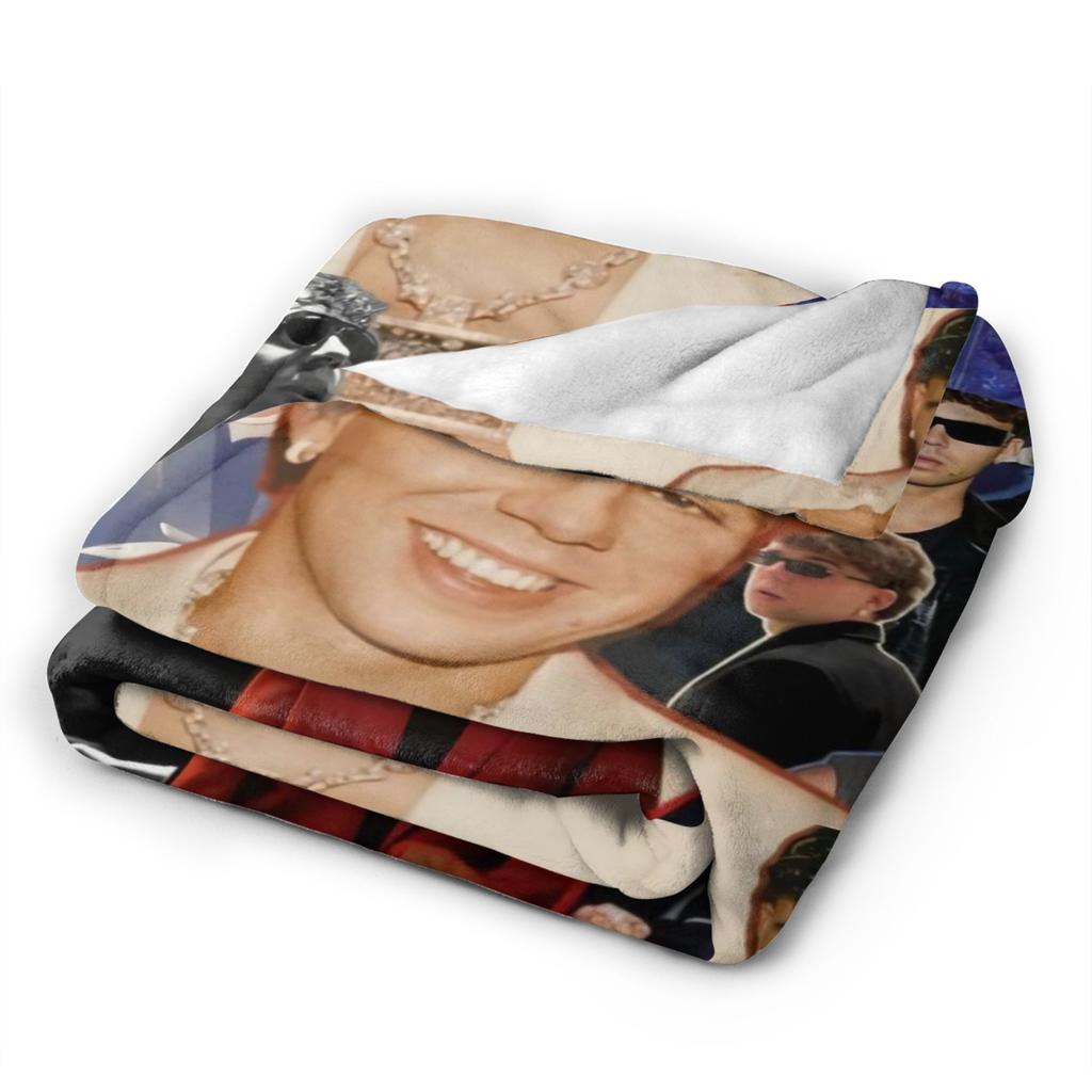 Rapper Quevedo Graphic Blanket Decorative Flannel Throw Blanket For Home Decor Warm Soft Custom Quality Bedspread Gift