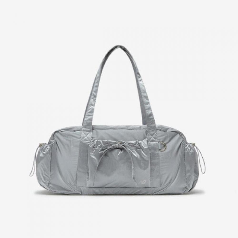 New Balance Unisex Glossy Ribbon Duffel Bag Black Nbgcfsw105 91 FREE