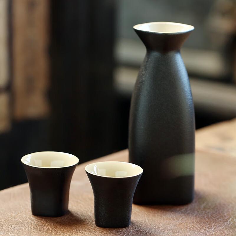 Duan Yun Ceramic Wine Set