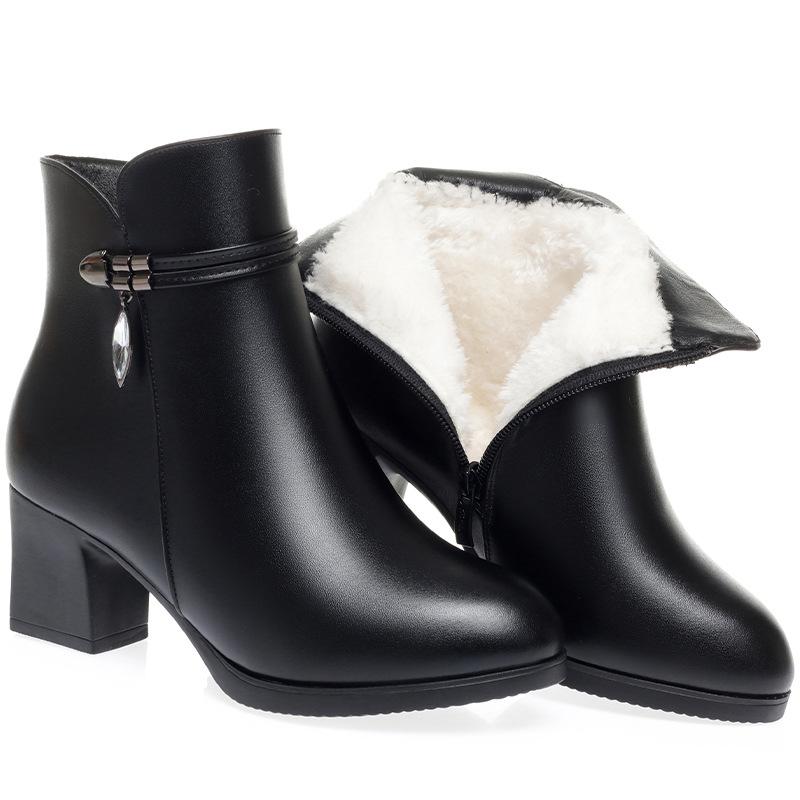 fashion autumn and winter short boots women's thick-heeled boots soft leather warm middle-heeled velvet leather shoes    cotton shoes