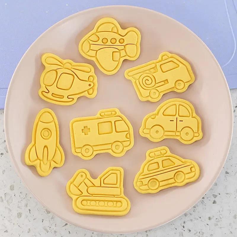8pcs Set Cartoon Animal Cookie Molds-DIY Cake Printing Stencils Biscuit Press Stamp Embosser Figure Tools for Baking Enthusiasts