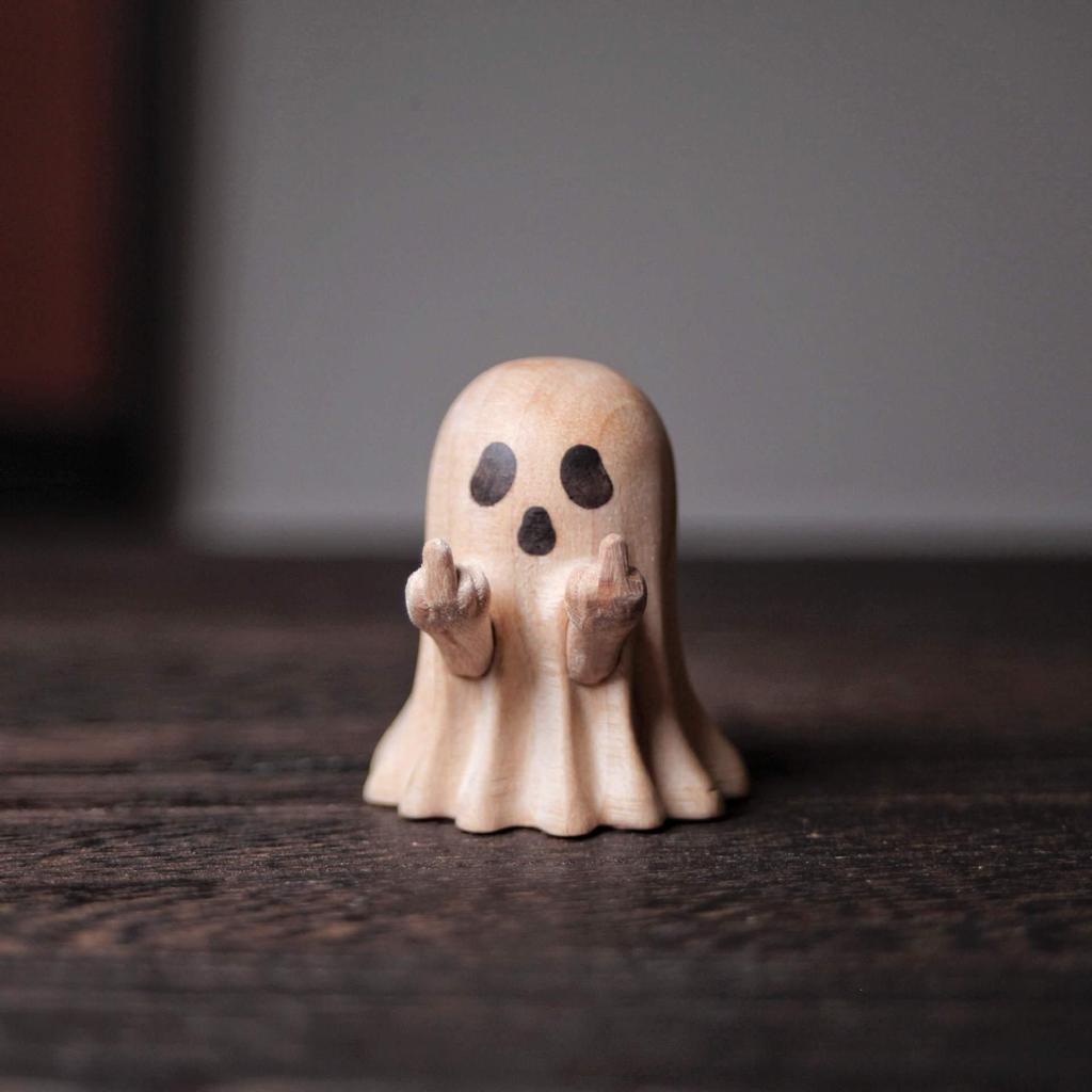 Adorable Halloween Wooden Ghost Decorations for Desk & Yard