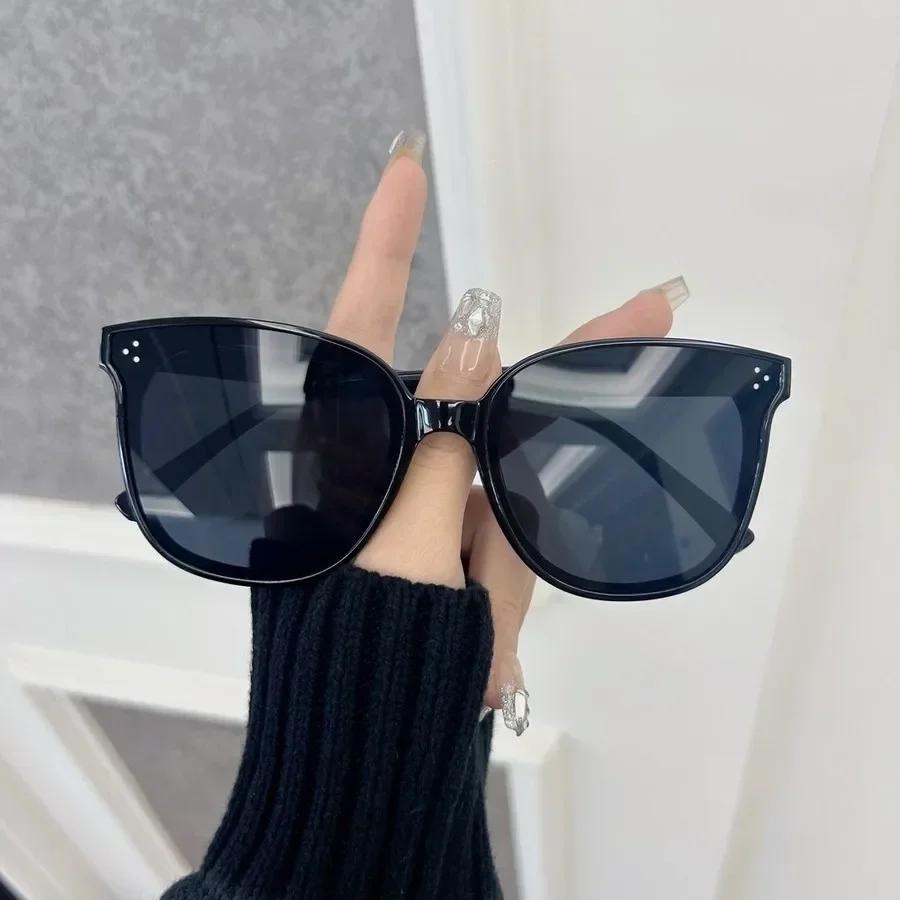 Fashion Square Sunglasses Women Men Brand Designer Luxurious Sun Glasses Female Outdoor Casual Travel