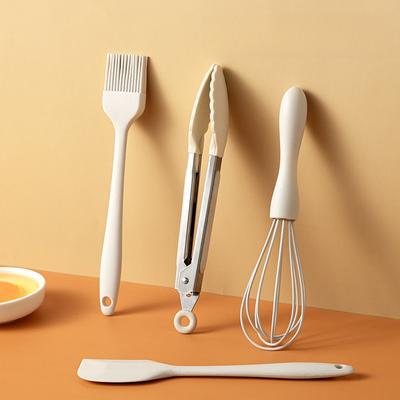 4-teiliges Silikon-Backset Utensilien Lebensmittelqualität Antihaft Kochspatel Silikonölpinsel Eierschläger Lebensmittelzange Küchenwerkzeug-Set