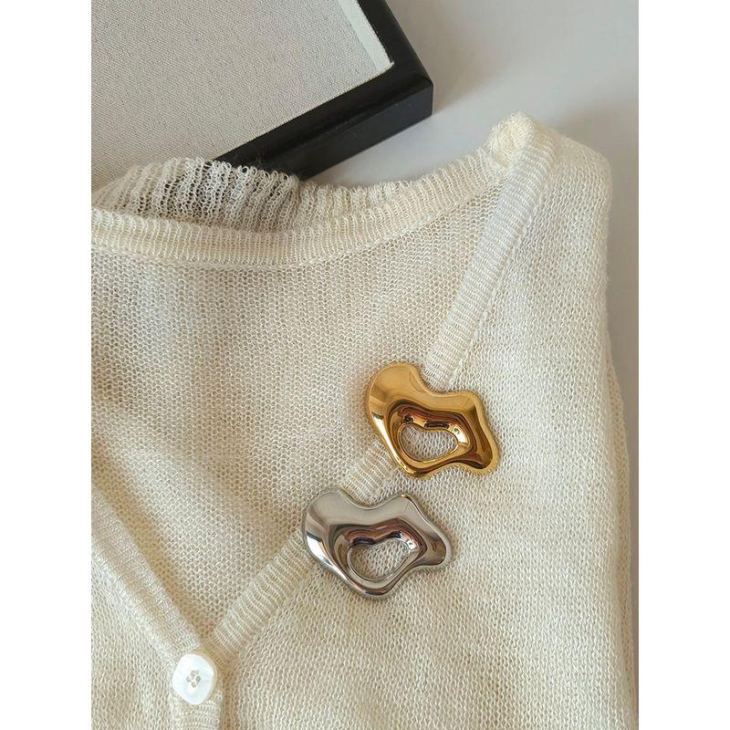 European and American Minimalist Design Abstract Glossy Brooch Metal Retro High-End Versatile Coat Clothing Accessory Pin for Women