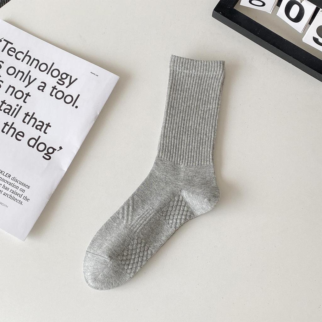 Men's Mid-Calf Cotton Socks, Fall/Winter, Solid Colors, Massage Sole, Breathable, Versatile Sports Style, Black and White.