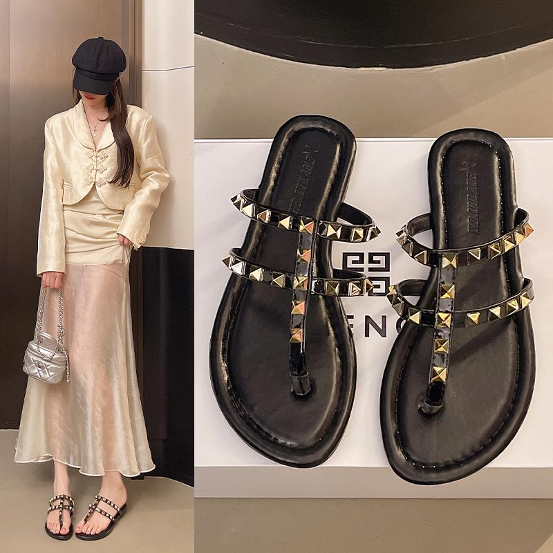 2025Women Slippers New High-quality Shoes Classic Rivet Metal Decorative Slippers Flat-bottomed Casual Luxury  Slides