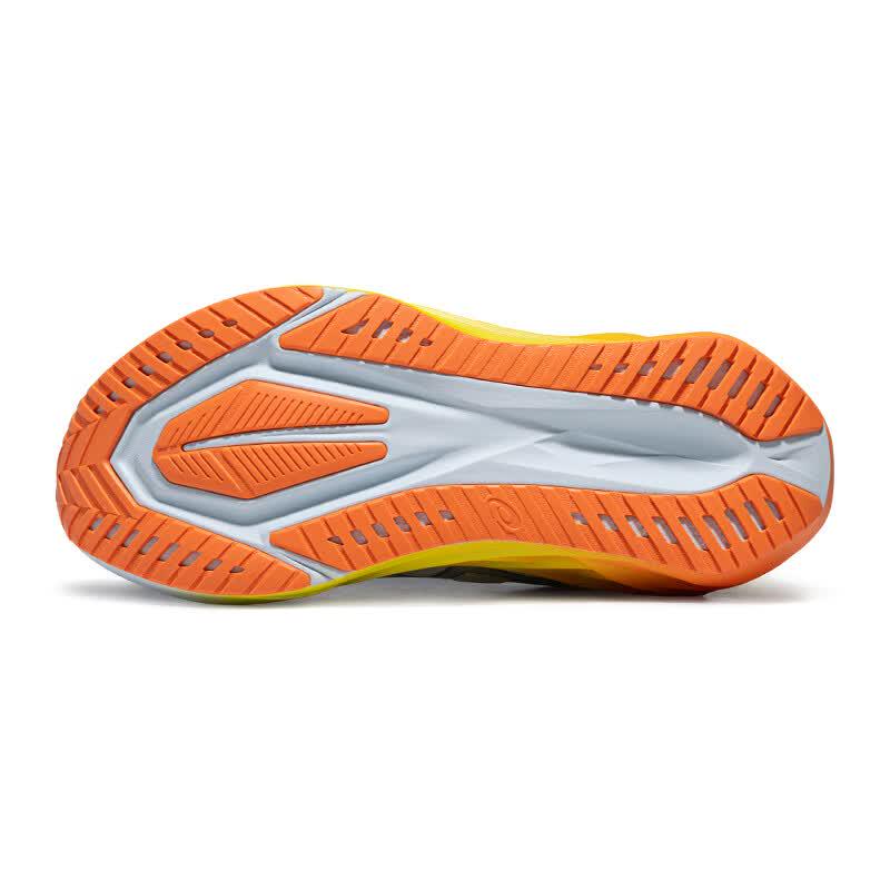 Asics Men's NOVABLAST 5 Running Shoes