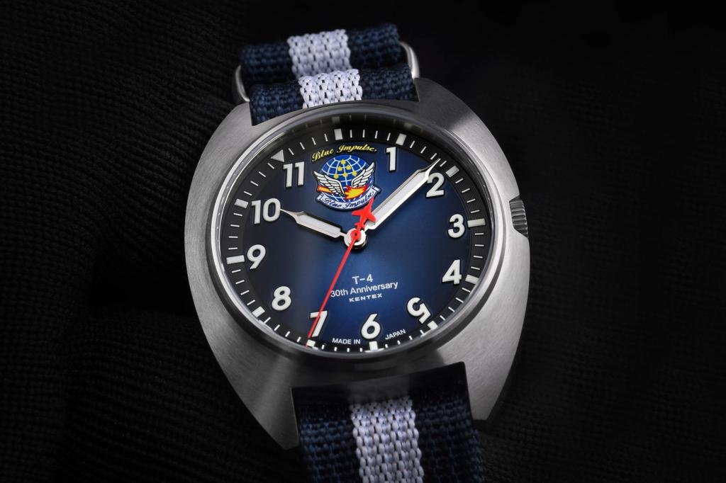 KENTEX Blue Impulse Classic Standard 30th Anniversary Model T-4 S798M-06