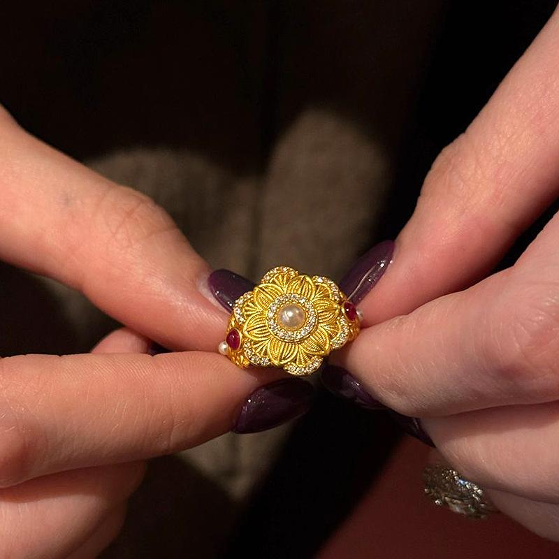 Classic antique gold craftsm hibiscus flower pearl Female Ring set with diamonds red gorgeous palace style gift