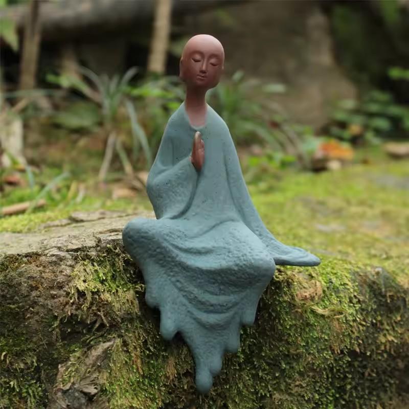 Zen Home Decor Little Monk Buddha Statue for Tea Ceremony Wood Bonsai Samanera Ornament Stylish Cross Design