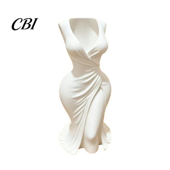 Artistic Vase 3D Printed Elegant Dress-Style Vase, Dual-Purpose Tabletop Decor with Flowing Pleated Skirt, Decorative Ornament Flower for Fresh