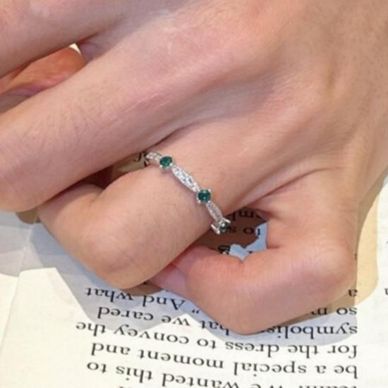Vintage Emerald Zircon Ring - Retro Palace Style, High-End Luxury Index Finger Jewelry