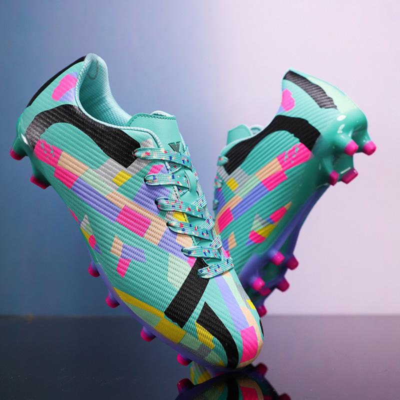 Students nail children and adolescents broken low-top football shoes leather foot shoes men and women artificial turf nail training