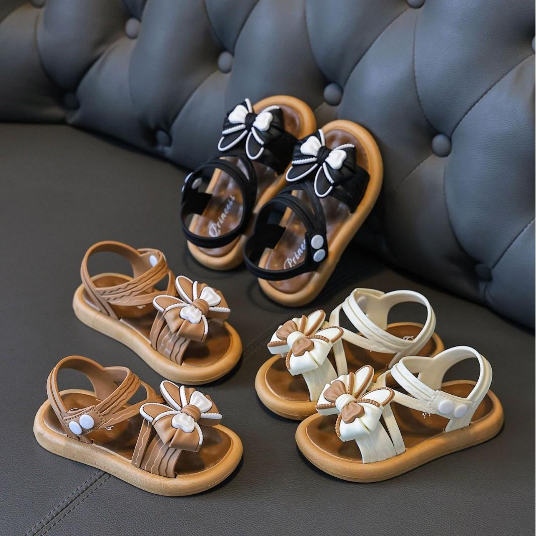 

Girls Summer Sandals, Non-Slip Soft Sole, for Young Girls and Babies, Export Summer Model 24-28Code（No free shipp