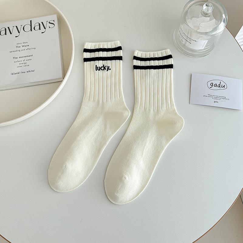 Women's Spring and Autumn Striped Boneless Mid Calf Cotton Socks