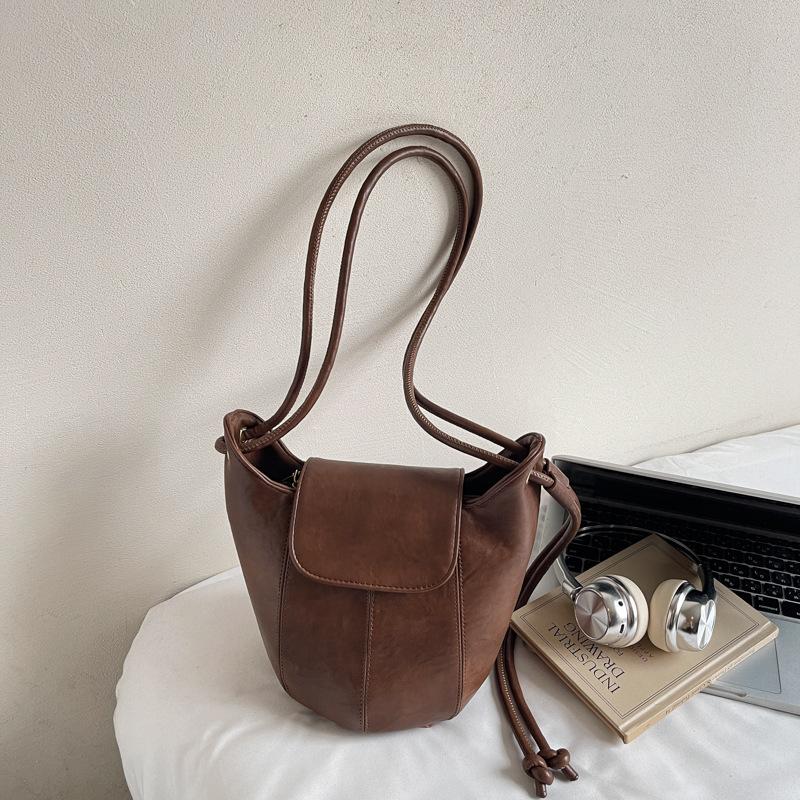 Textured Bucket Bag Women's Autumn New Fashionable Solid Color Textured Large-capacity Shoulder Messenger Bag