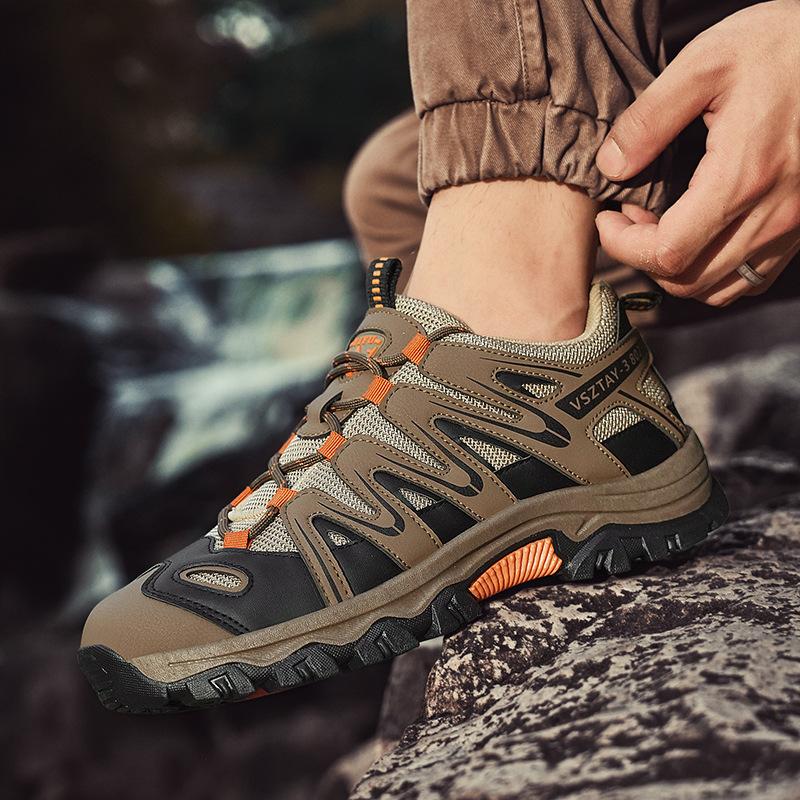 Rock climbing shoes Oxford cloth waterproof hiking shoes outdoor hiking shoes tire sole non-slip sneakers