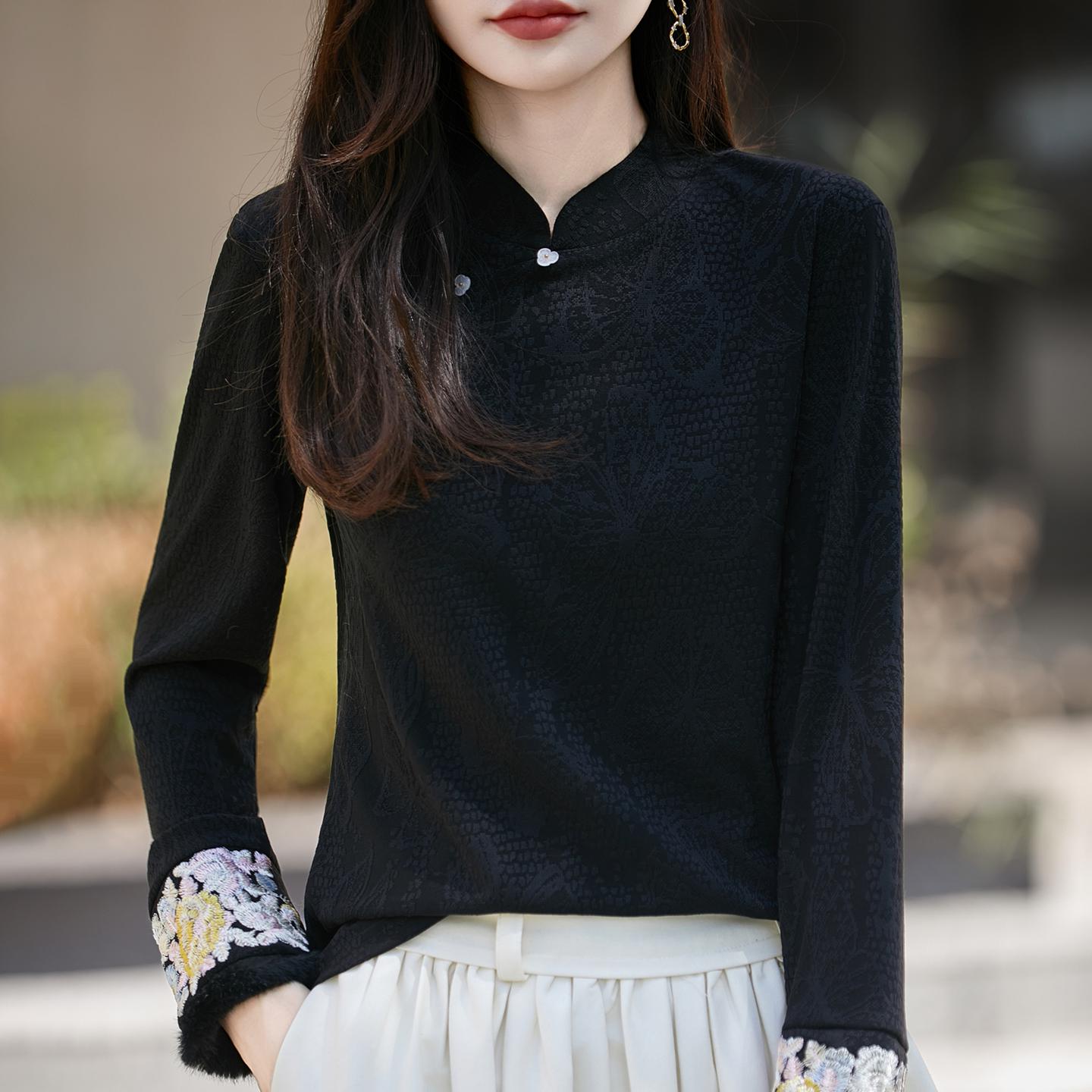 Женская осенне-зимняя жаккардовая вышитая рубашка со стойкой воротником и застежками-лягушками 3XL (135—150 jin)