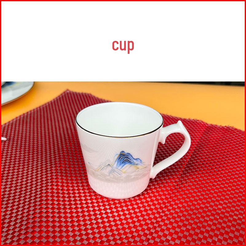 Elegant Gold-Rimmed Bone China Dinnerware Set - Luxury Tableware for Home Dining
